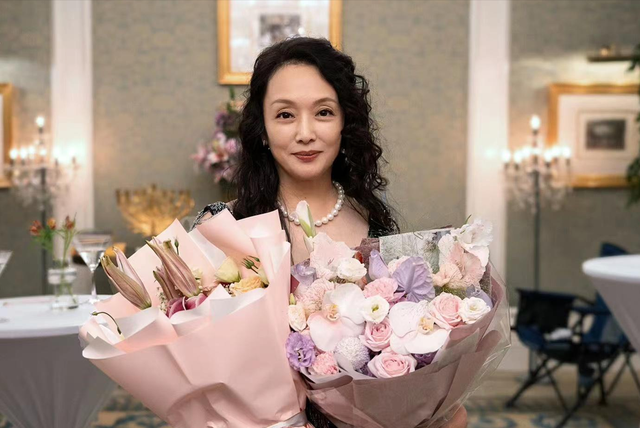 徐娘艳艳最新图解析,揭秘徐娘一词的含义