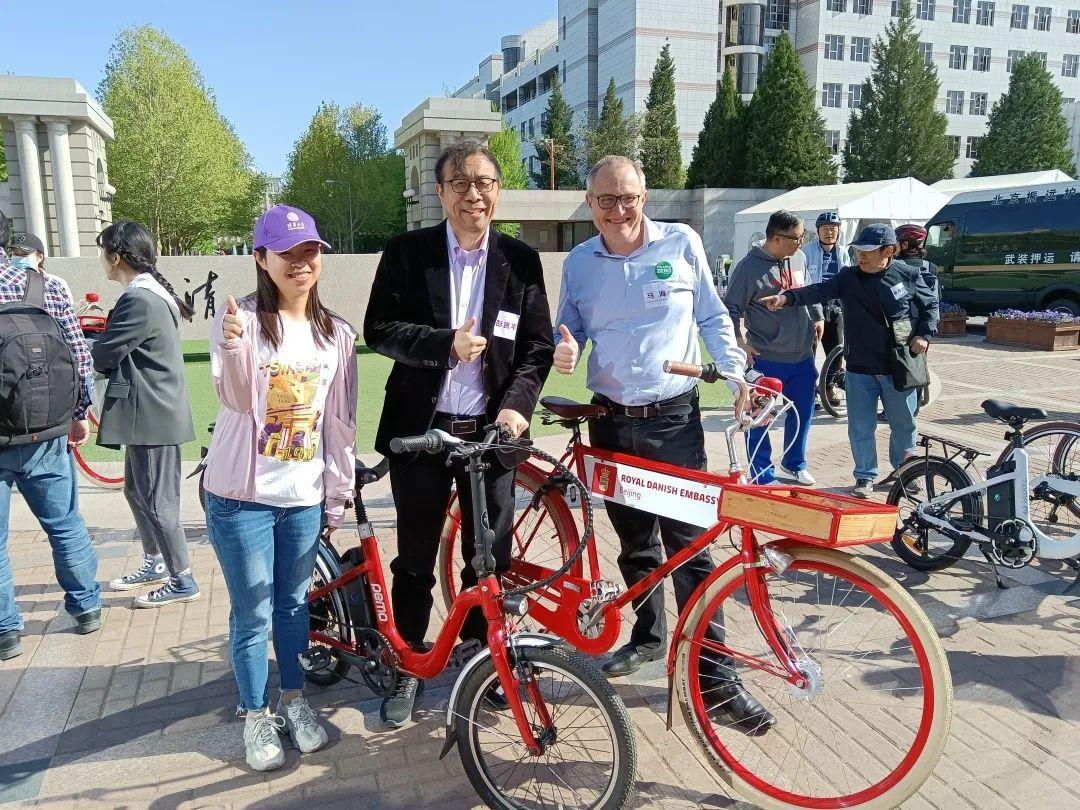 最新款电动自行车,时代的绿色出行之选