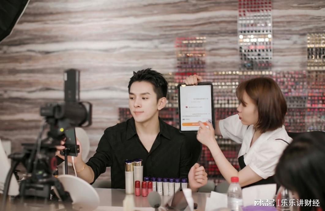 巨量直播间,小巷中的隐藏宝藏,独特环境的魅力小店