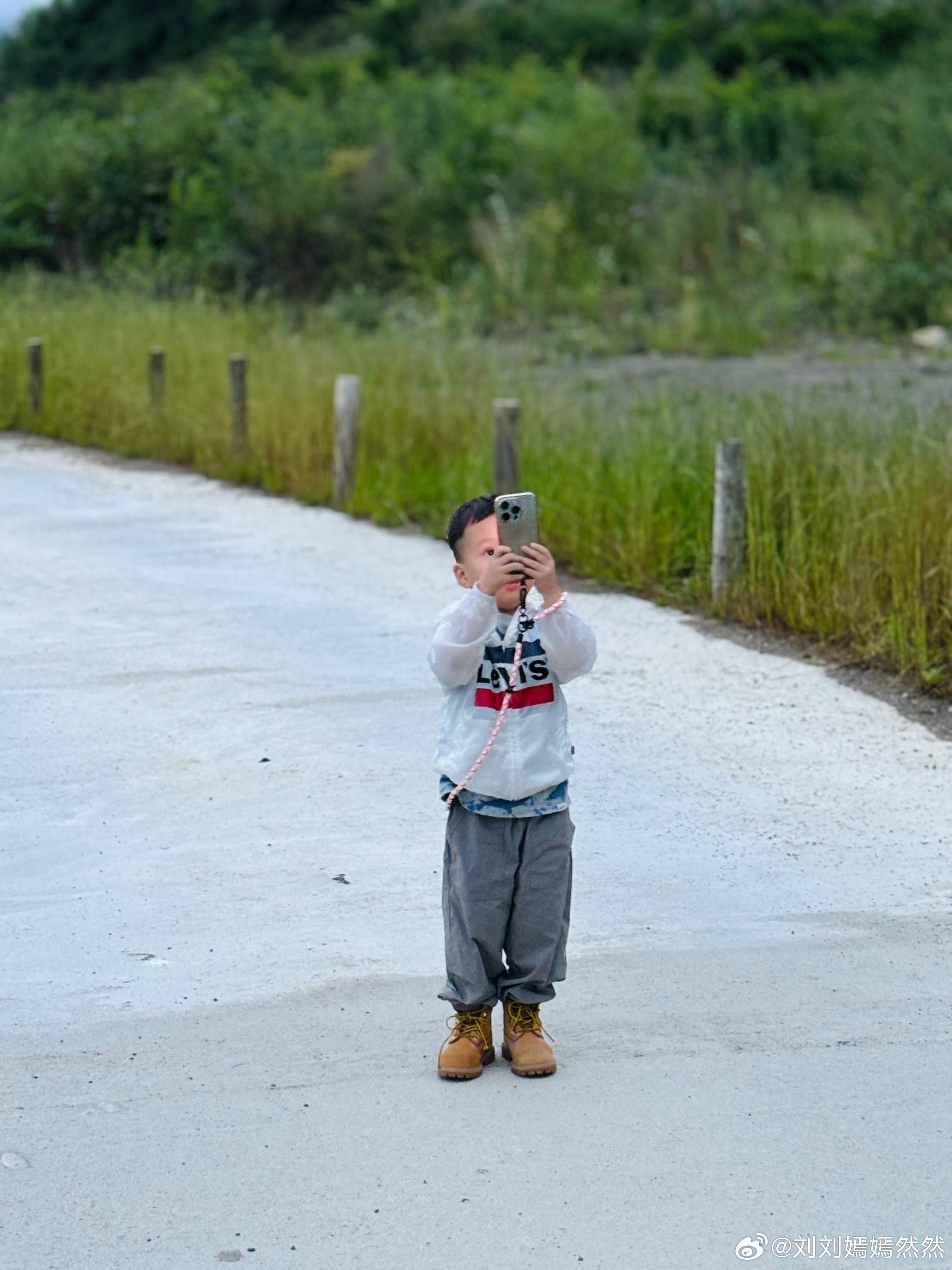 小亮仔最新探险,寻找内心平静的美丽旅程