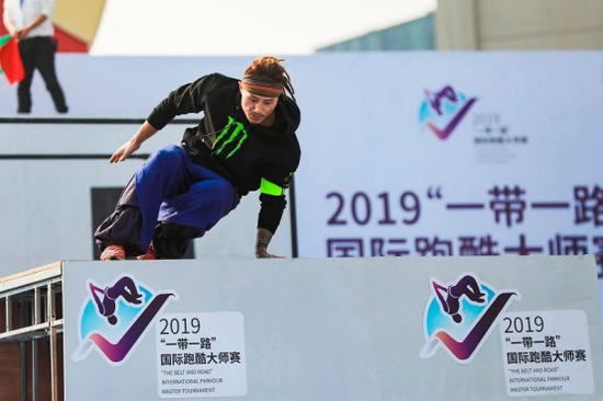 鹿晨辉比赛视频，一场力与美的视觉盛宴