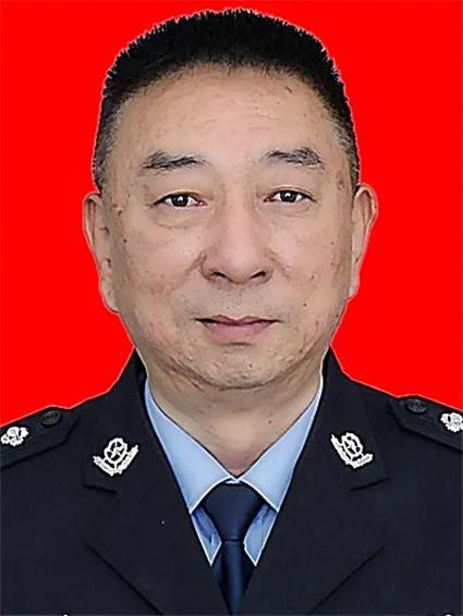 庄浪县人事任免信息，一场自然美景的探索之旅