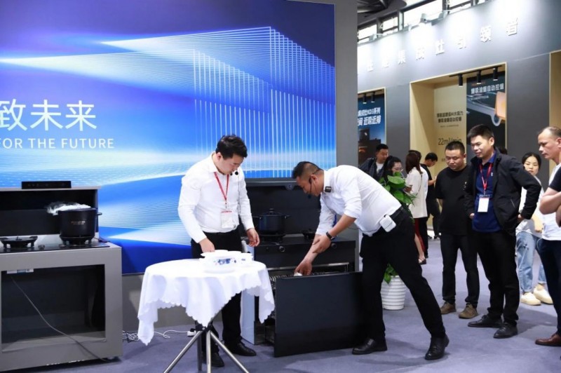 李强最新动态，引领科技新潮流，让生活因科技而精彩