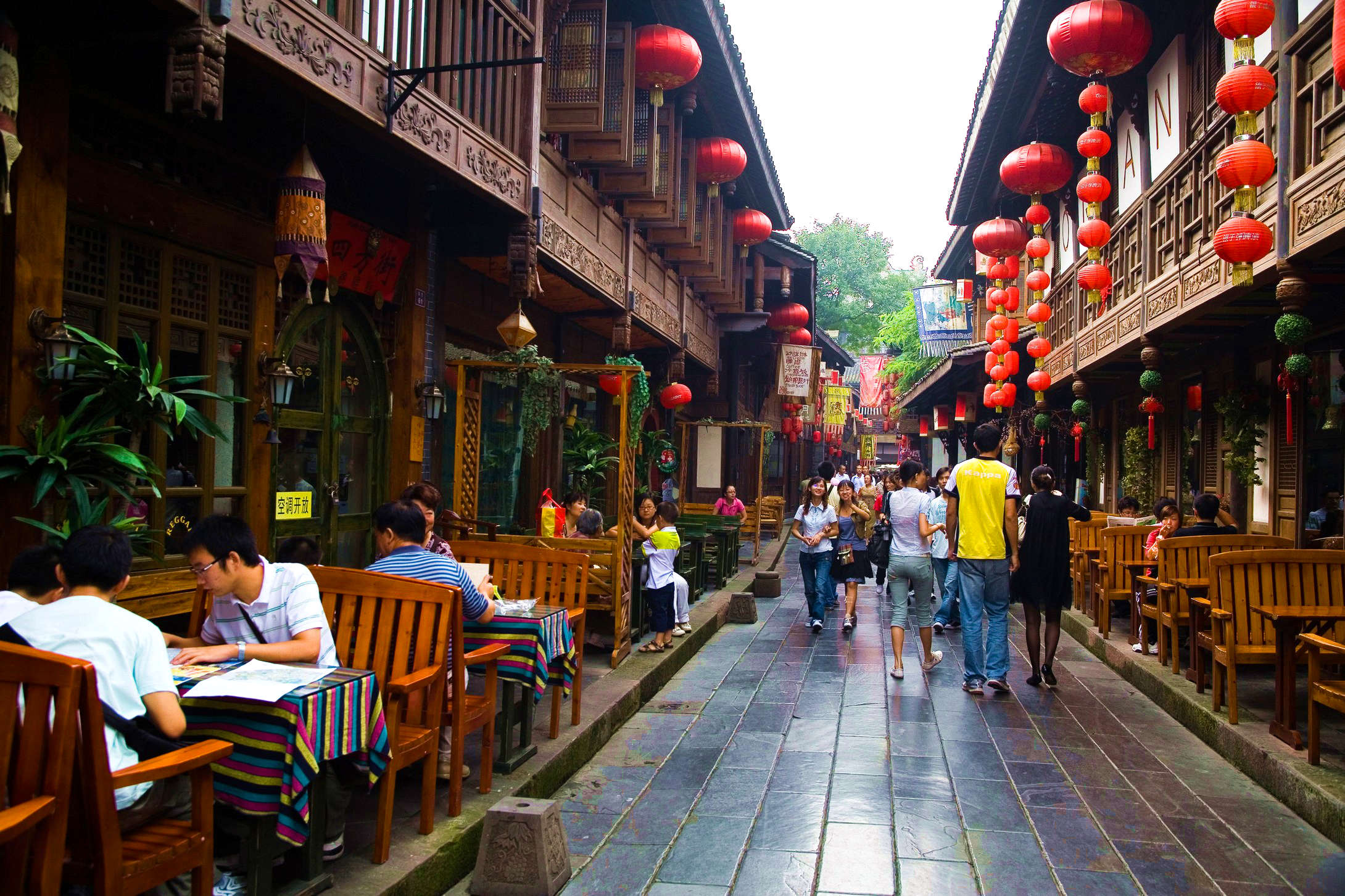 高创最新，小巷深处的独特风味，一家你必须探索的特色小店