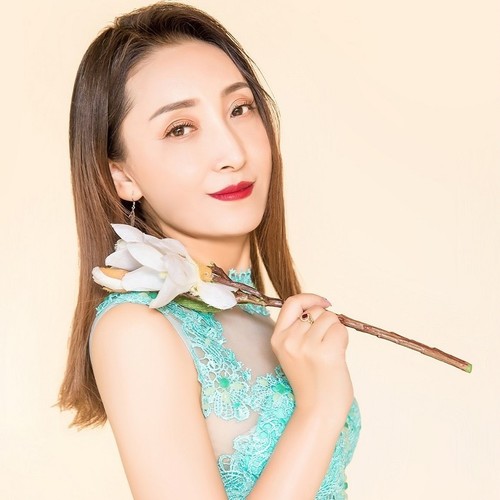 王洁最新，时代之光下的璀璨新星