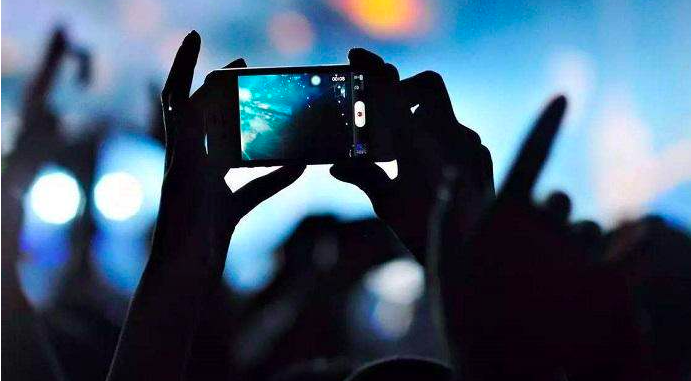 最新拍了拍，一种社交互动方式的崛起与影响